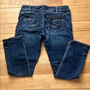 Silver Jeans Dark Blue Skinny Women's Jeans with Signature Back Stitching 30/30